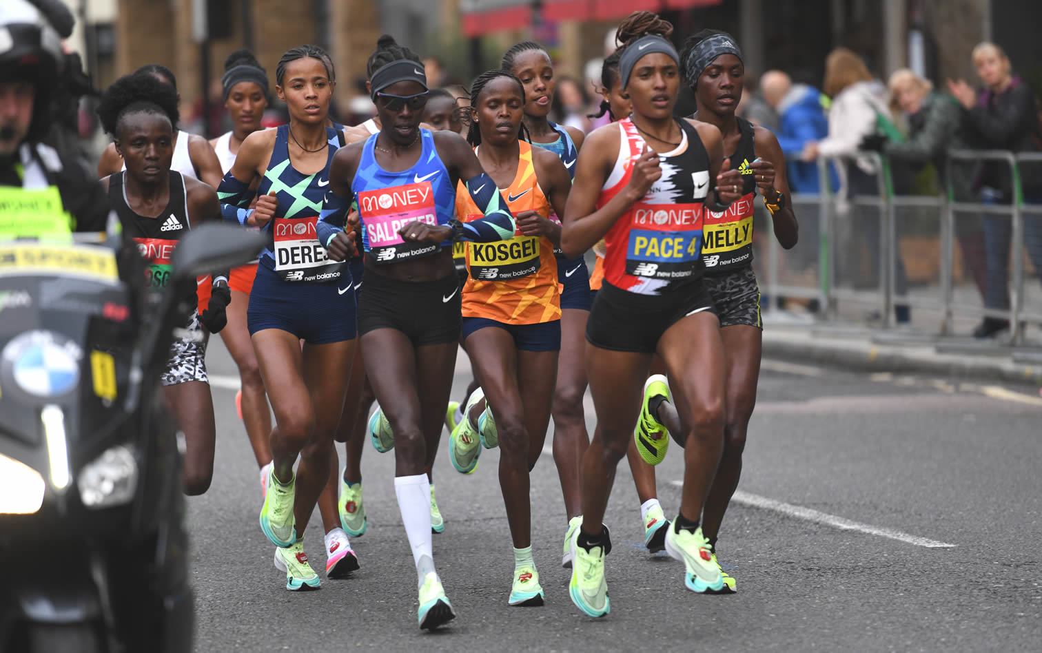 Lead ladies at London Marathon - 3rd October 2021